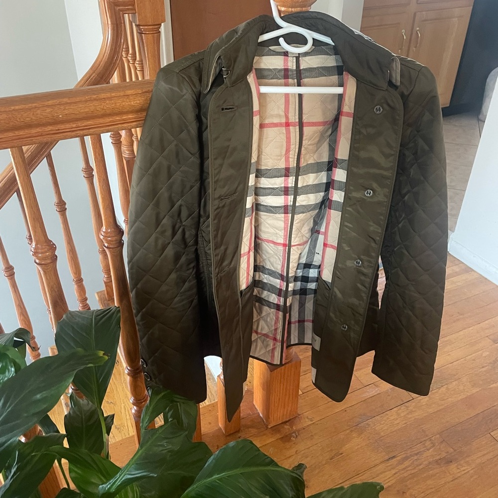 Women’s Burberry coat olive green color